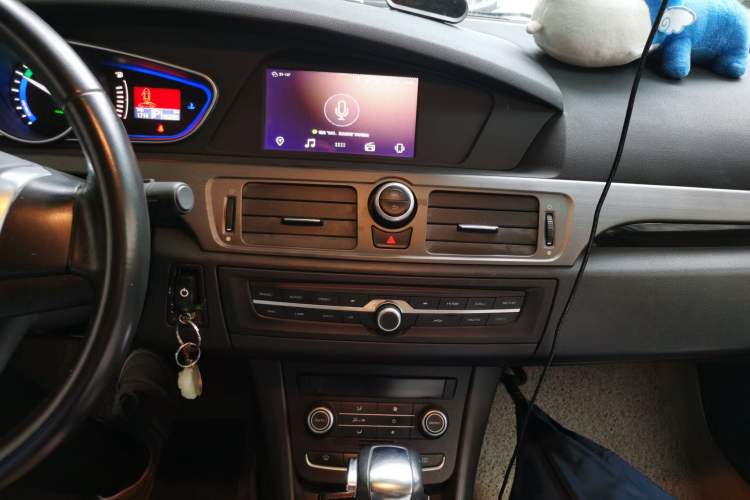 Used Roewe e550 2016 Flagship Edition Audio And AC Panel