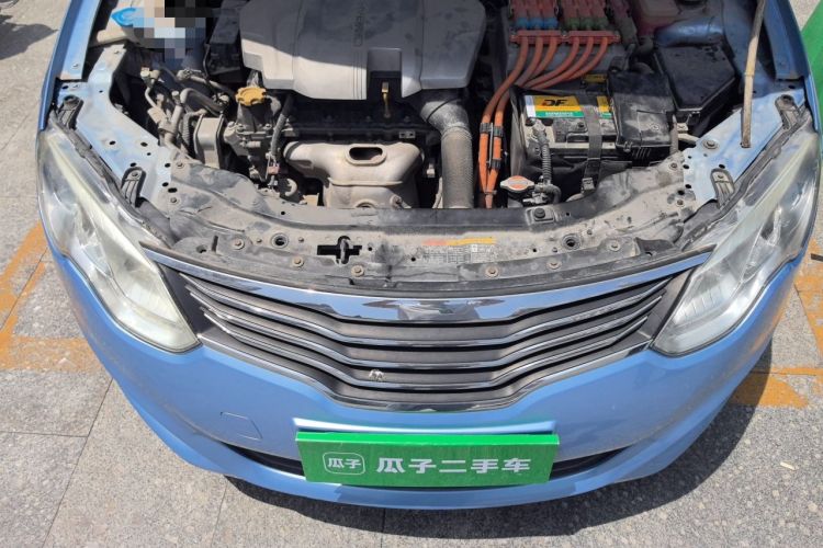 Used Roewe e550 2016 Luxury Edition Engine Bay