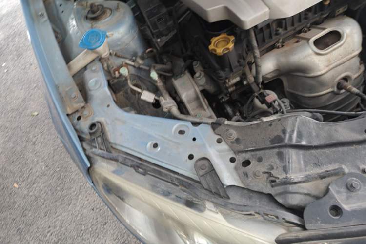 Used Roewe e550 2016 Deluxe Edition Engine Bay Right