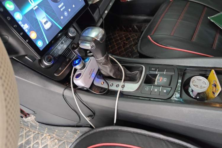 Used Roewe e550 2016 Deluxe Edition Gear Lever