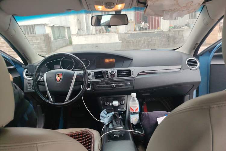 Used Roewe e550 2016 Deluxe Edition Headliner