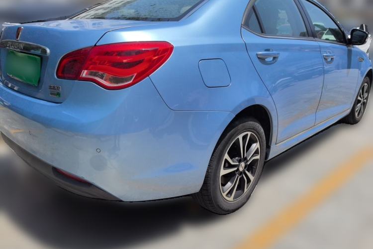 Used Roewe e550 2016 Luxury Edition Rear Right 45 Deg