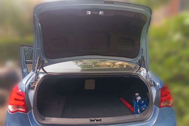 Used Roewe e550 2016 Deluxe Edition Trunk