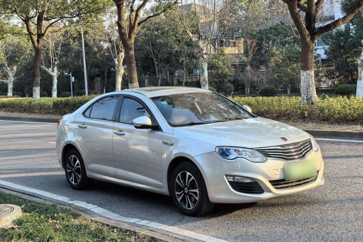Used Roewe e550 2016 Deluxe Edition Front Right 45 Deg