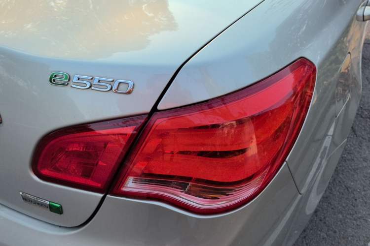 Used Roewe e550 2016 Deluxe Edition Right Rear Taillight