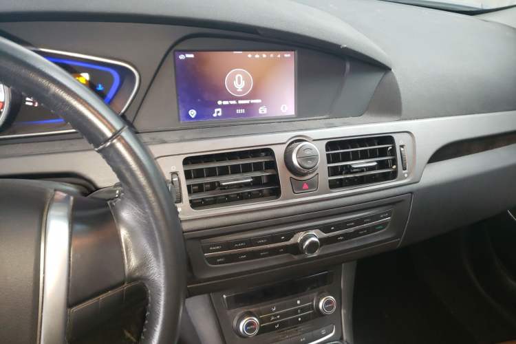 Used Roewe e550 2016 Deluxe Edition Audio And AC Panel