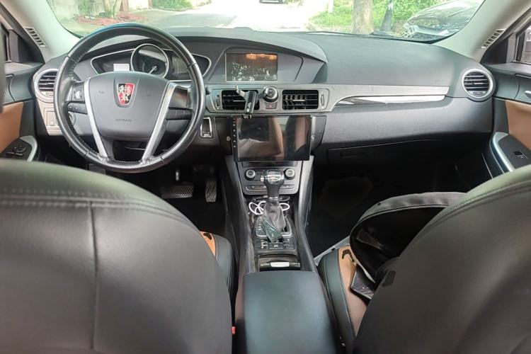 Used Roewe e550 2016 Flagship Edition Center Console