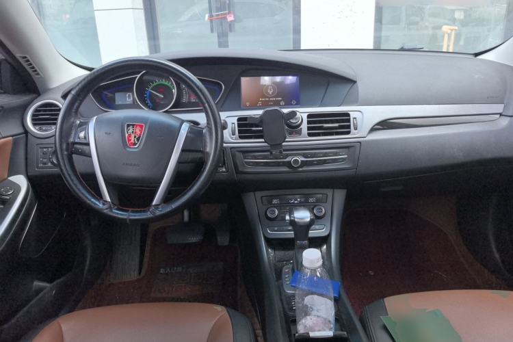 Used Roewe e550 2016 Deluxe Edition Center Console