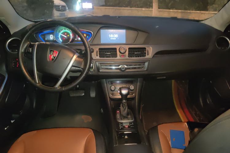 Used Roewe e550 2016 Deluxe Edition Center Console
