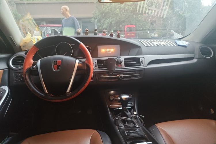 Used Roewe e550 2016 Deluxe Edition Center Console