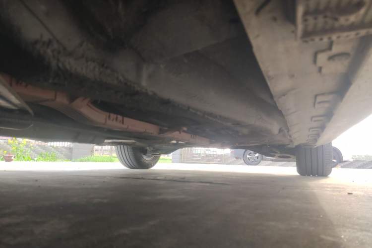 Used Roewe e550 2016 Deluxe Edition Chassis Front Left