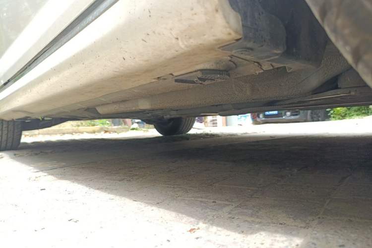 Used Roewe e550 2016 Deluxe Edition Chassis Front Right