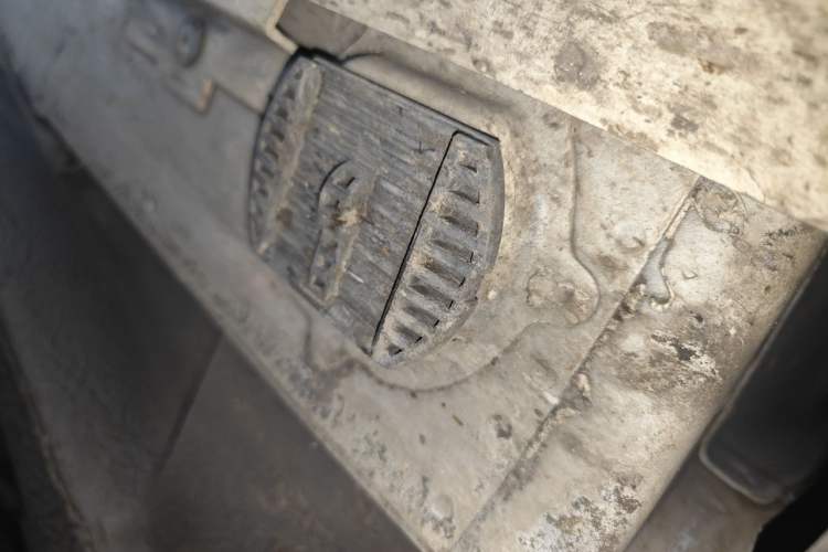 Used Roewe e550 2016 Deluxe Edition Chassis Front Right