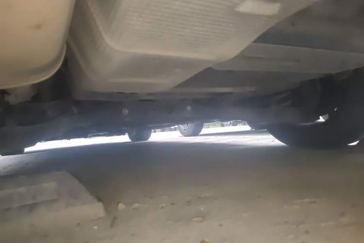 Used Roewe e550 2016 Deluxe Edition Chassis Rear Left
