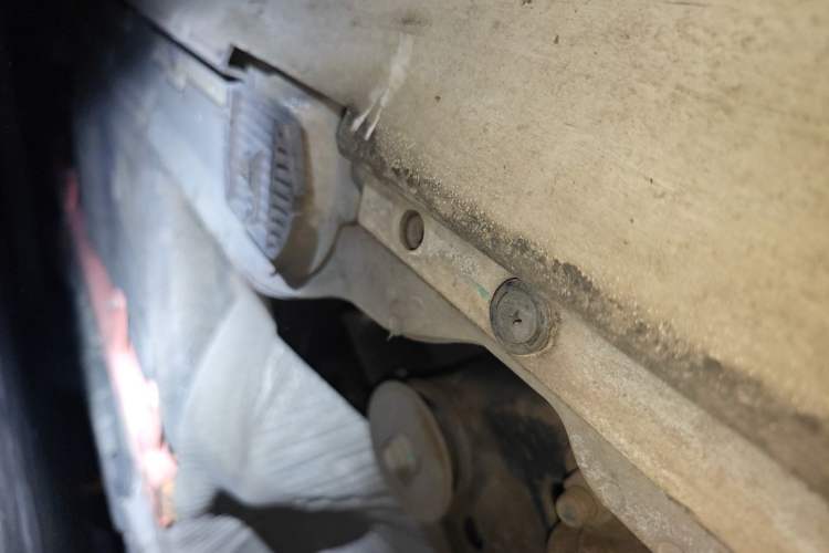 Used Roewe e550 2016 Deluxe Edition Chassis Rear Left