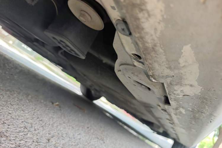 Used Roewe e550 2016 Flagship Edition Chassis Rear Right