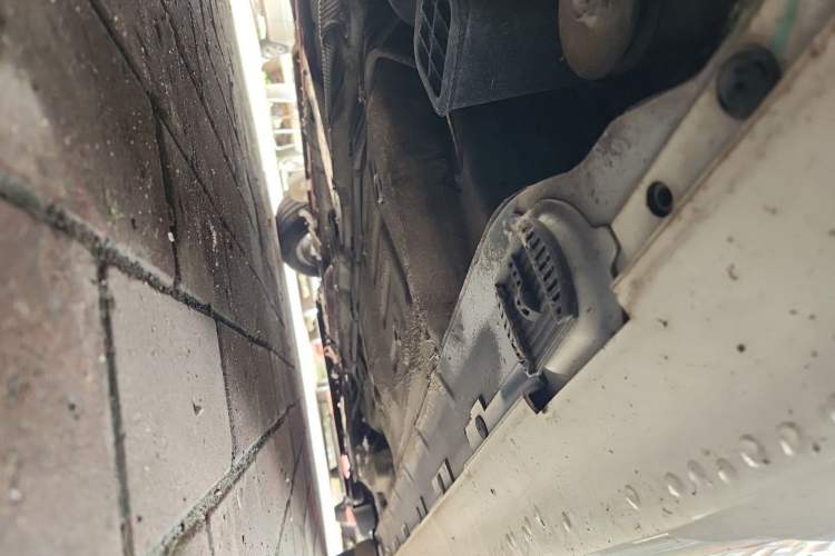 Used Roewe e550 2016 Deluxe Edition Chassis Rear Right