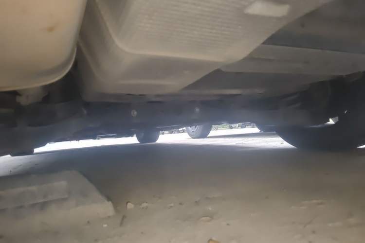 Used Roewe e550 2016 Deluxe Edition Chassis Rear Right