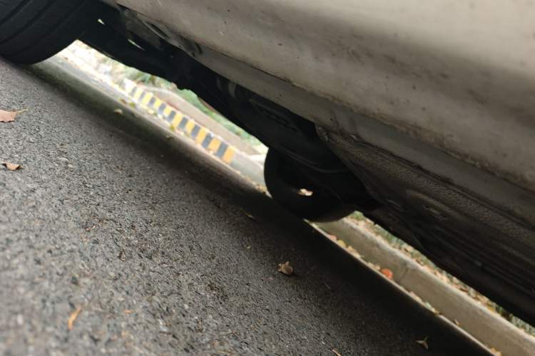 Used Roewe e550 2016 Deluxe Edition Chassis Rear Right
