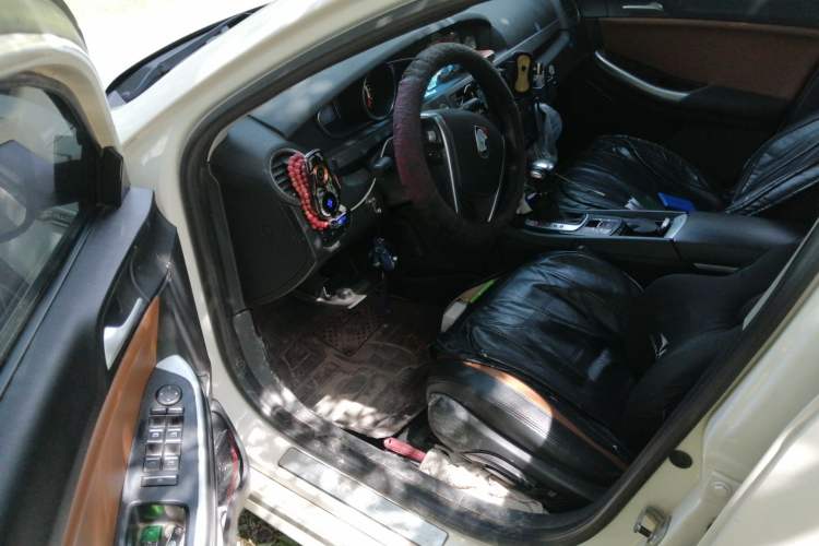 Used Roewe e550 2016 Deluxe Edition Driver Seat