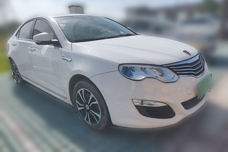 Used Roewe e550 2016 Deluxe Edition Front Right 45 Deg