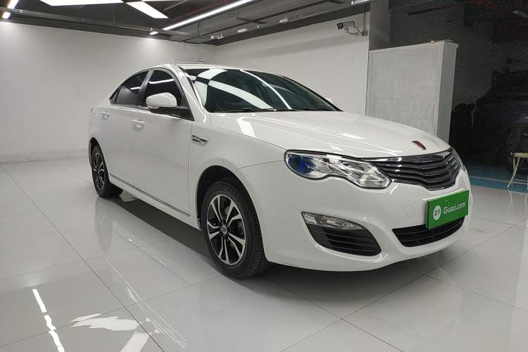 Used Roewe e550 2016 Deluxe Edition Front Right 45 Deg