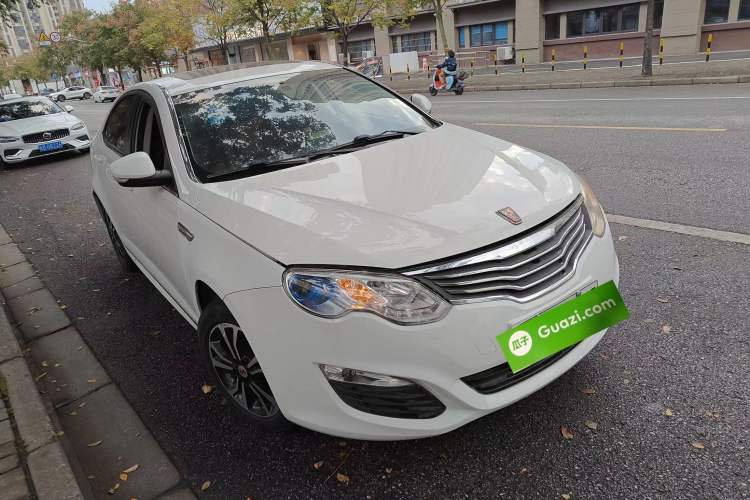 Used Roewe e550 2016 Deluxe Edition Front Right 45 Deg