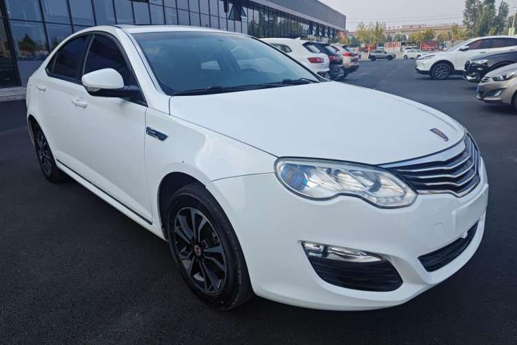 Used Roewe e550 2016 Deluxe Edition Front Right 45 Deg