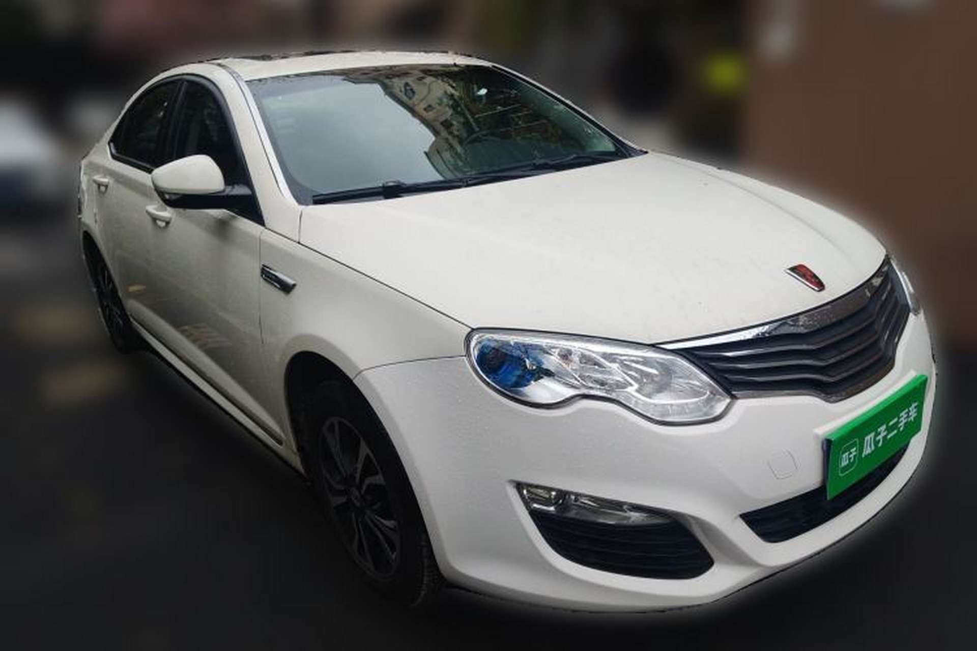 Used Roewe e550 2016 Deluxe Edition Front Right 45 Deg