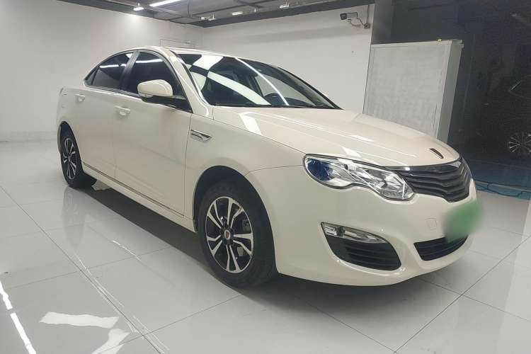 Used Roewe e550 2016 Deluxe Edition Front Right 45 Deg