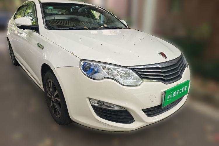 Used Roewe e550 2016 Deluxe Edition Front Right 45 Deg