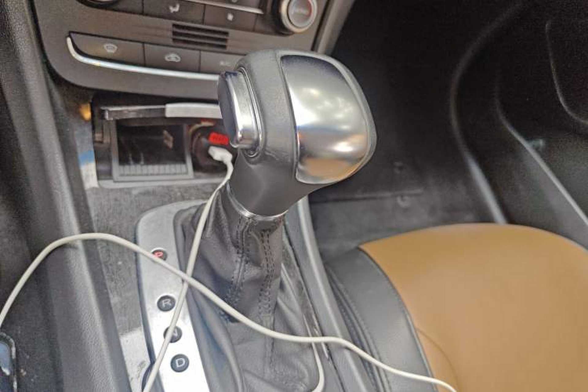 Used Roewe e550 2016 Deluxe Edition Gear Lever