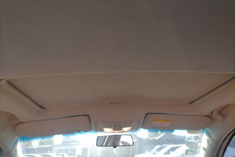 Used Roewe e550 2016 Deluxe Edition Headliner
