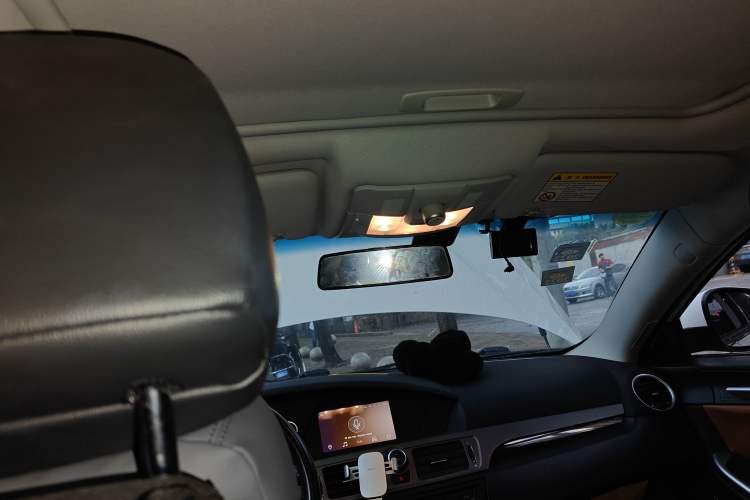 Used Roewe e550 2016 Deluxe Edition Headliner