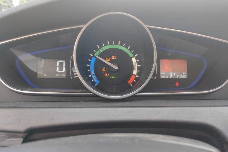 Used Roewe e550 2016 Deluxe Edition Instrument Cluster