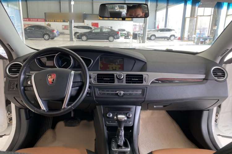 Used Roewe e550 2016 Deluxe Edition Interior 7
