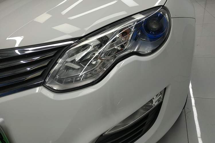 Used Roewe e550 2016 Deluxe Edition Left Front Headlight