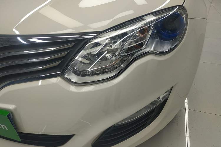 Used Roewe e550 2016 Deluxe Edition Left Front Headlight