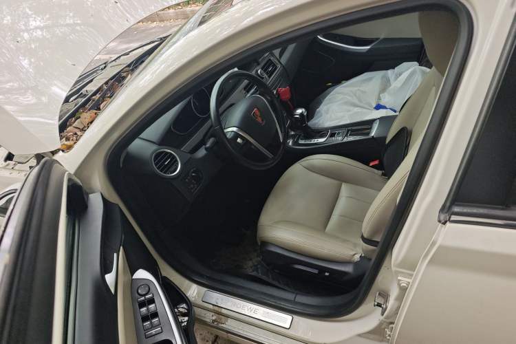 Used Roewe e550 2016 Deluxe Edition Left Front Seat