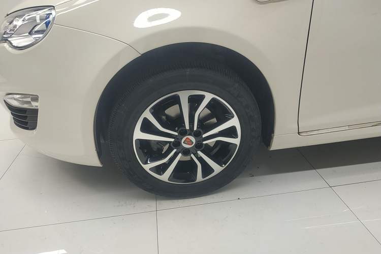 Used Roewe e550 2016 Deluxe Edition Left Front Wheel Hub