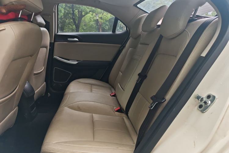 Used Roewe e550 2016 Deluxe Edition Left Rear Seat
