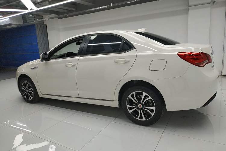 Used Roewe e550 2016 Deluxe Edition Left Side