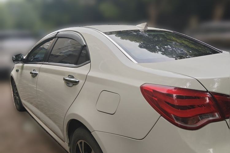 Used Roewe e550 2016 Flagship Edition Rear Left 45 Deg
