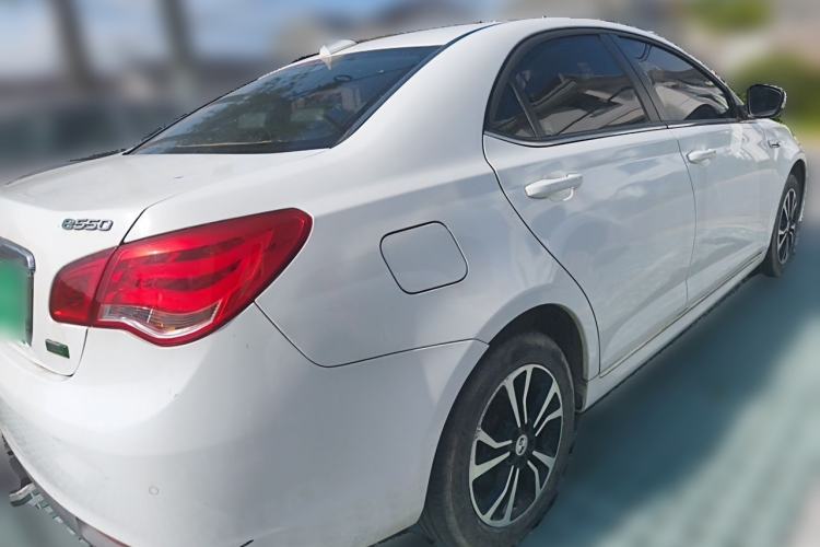 Used Roewe e550 2016 Deluxe Edition Rear Right 45 Deg