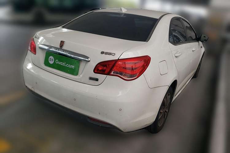 Used Roewe e550 2016 Deluxe Edition Rear Right 45 Deg