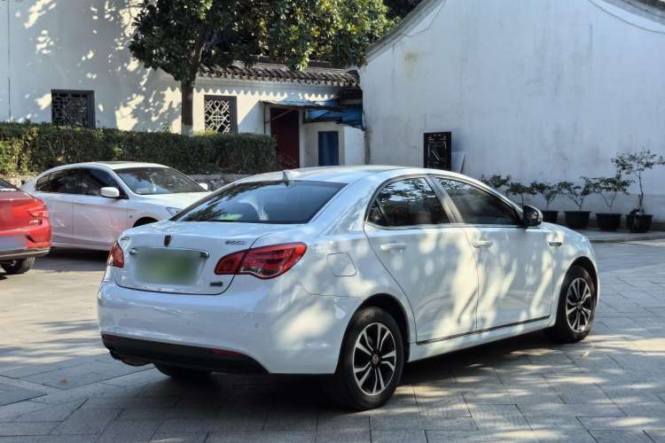 Used Roewe e550 2016 Deluxe Edition Rear Right 45 Deg