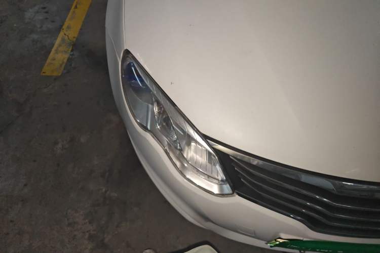 Used Roewe e550 2016 Deluxe Edition Right Front Headlight