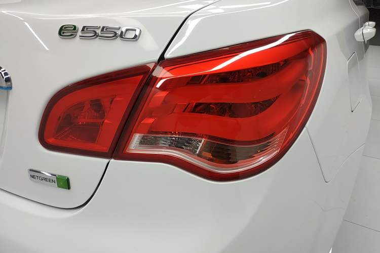 Used Roewe e550 2016 Deluxe Edition Right Rear Taillight