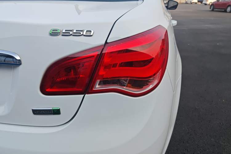 Used Roewe e550 2016 Deluxe Edition Right Rear Taillight