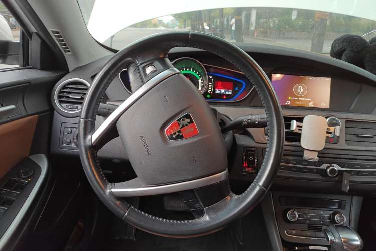 Used Roewe e550 2016 Deluxe Edition Steering Wheel